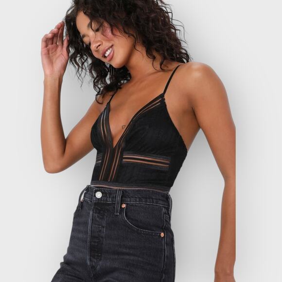 Lulus Casita Lace Thong Bodysuit S Black Sheer Striped Plunging V-Neck NWT Party - Picture 1 of 10